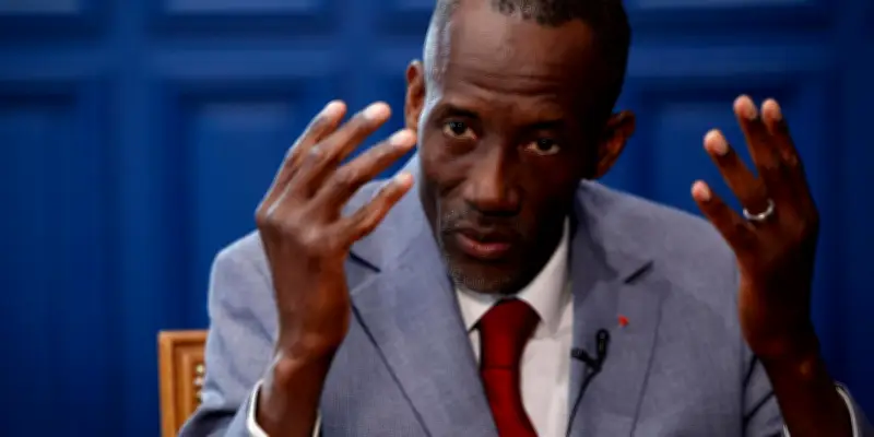 Saint-Denis : la préfecture attaque l'arrêté antiexpulsions du maire insoumis Bally Bagayoko