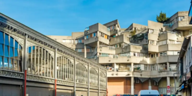 Saint-Denis : le maire veut sauver l'îlot 8, joyau architectural menacé