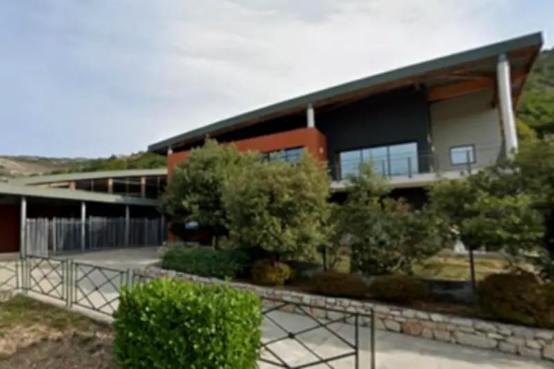 Saint-Vallier-de-Thiey : une élève agresse la principale pour une cigarette électronique