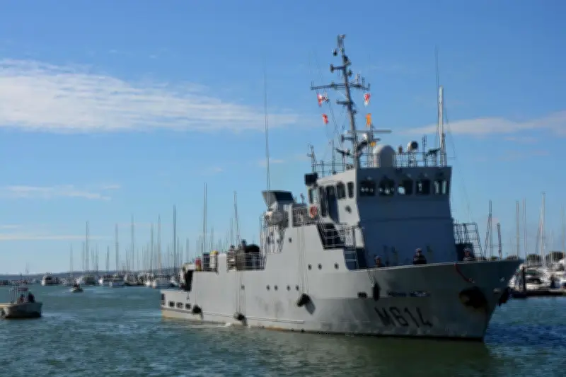 Salon Nautique d'Arcachon : Trois bateaux déjà à quai, la Santa Maria en retard