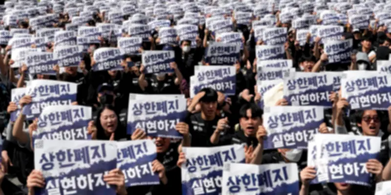 Samsung menacé par une grève historique sur fond de bénéfices records