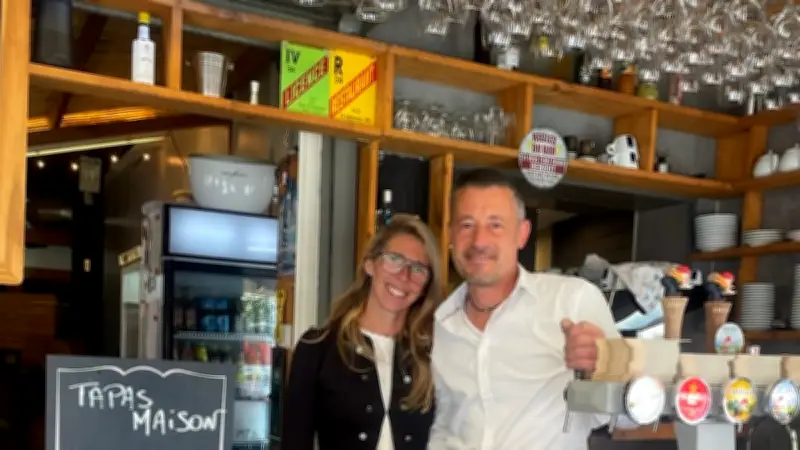 Sandra et Nicolas reprennent un bar emblématique du Grau d'Agde