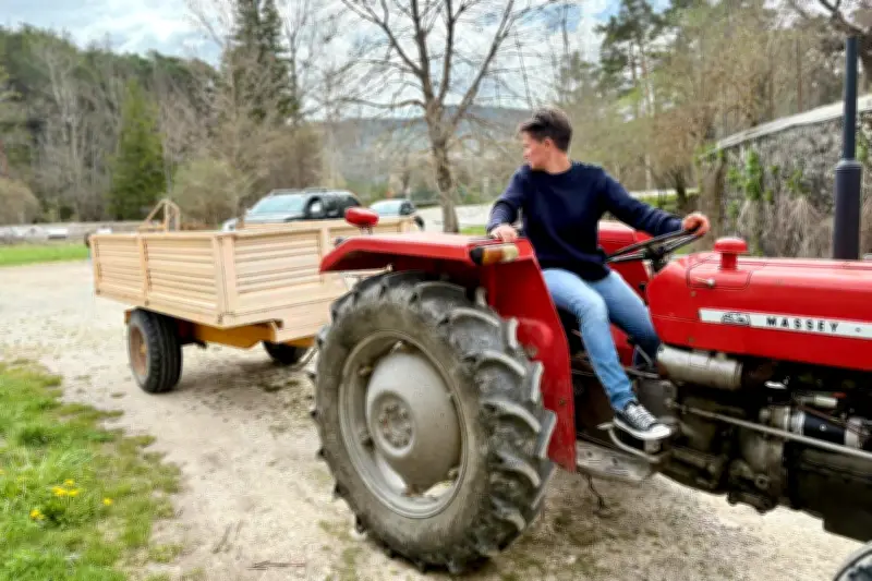 Sandrine Giraud, première femme maire de Valderoure, défend l'environnement face au photovoltaïque