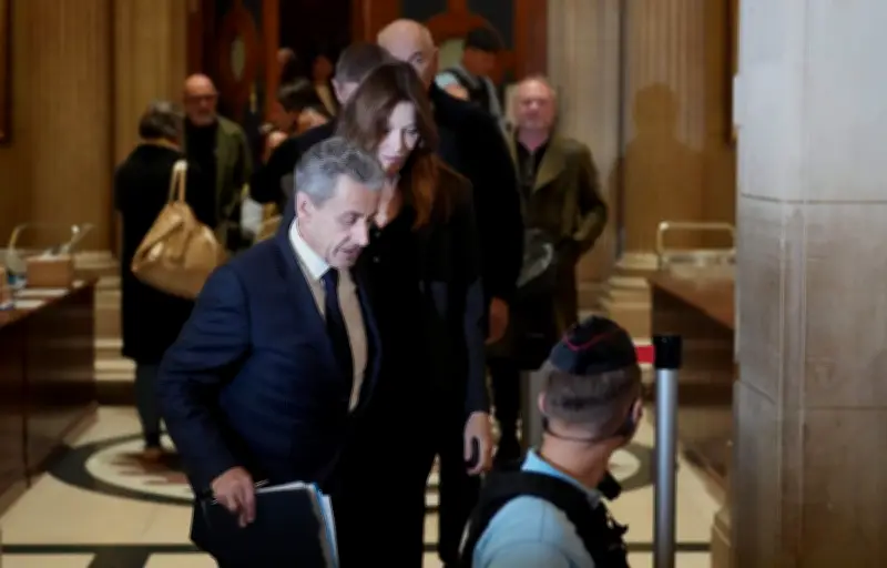 Sarkozy accuse le clan Kadhafi d'avoir fabriqué l'affaire du financement libyen