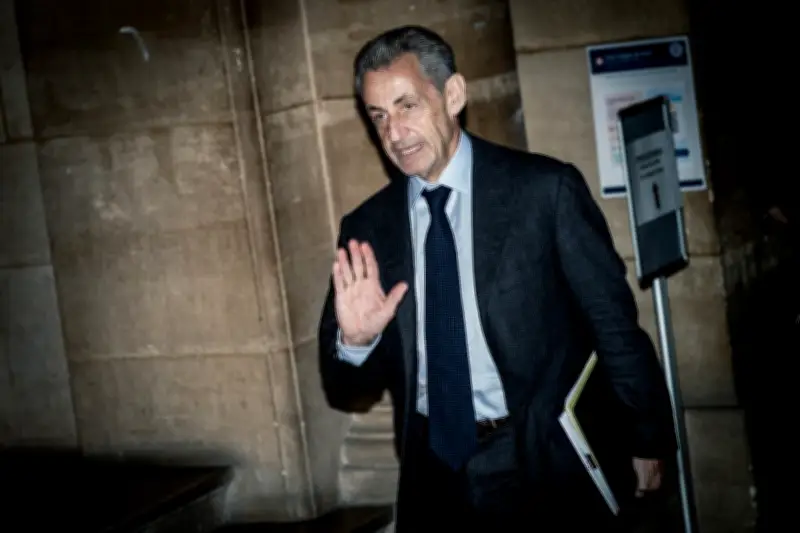 Sarkozy à la barre, Charles III se paie Trump, le PSG spectaculaire : l'actu du mercredi 29 avril