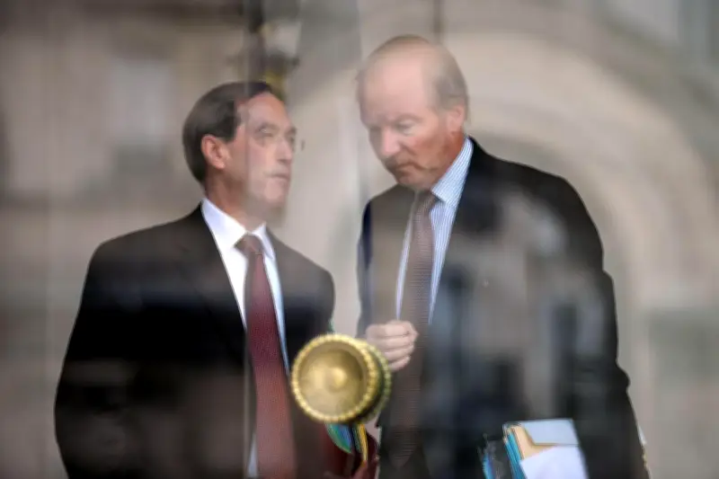 Sarkozy regrette l'« erreur » de Guéant et Hortefeux dans l'affaire libyenne