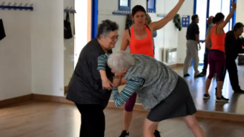 Seniors : apprendre la self-défense pour ne plus subir d'agressions