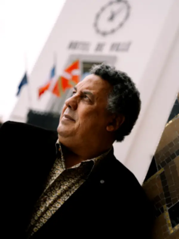 Serge Blanco, une vie à ses basques