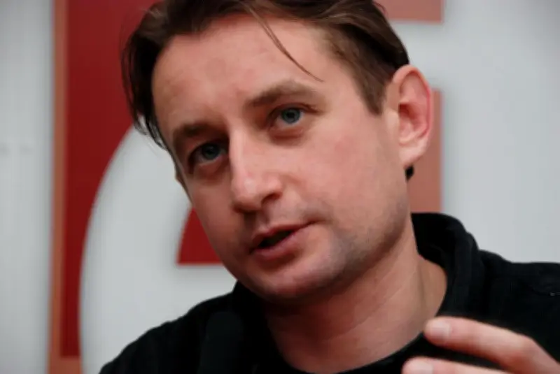 Serhiy Jadan décrit la survie quotidienne à Kharkiv sous les attaques russes