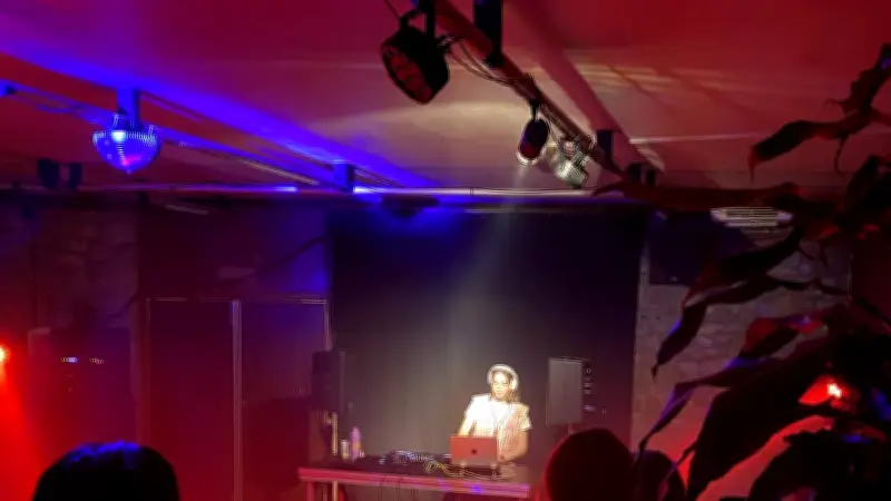 Sessions DJ au théâtre de Mende avec SK.Fit : une soirée musicale éclectique et gratuite