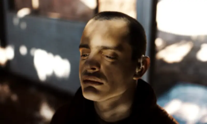 Simon de la Montana : un thriller psychologique qui explore les limites de la réalité