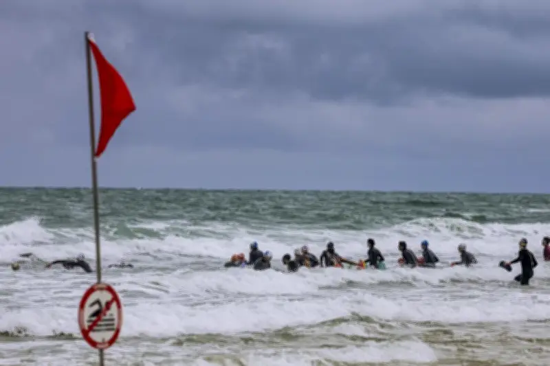 Sélection de 300 sauveteurs en Gironde pour sécuriser les plages dès avril