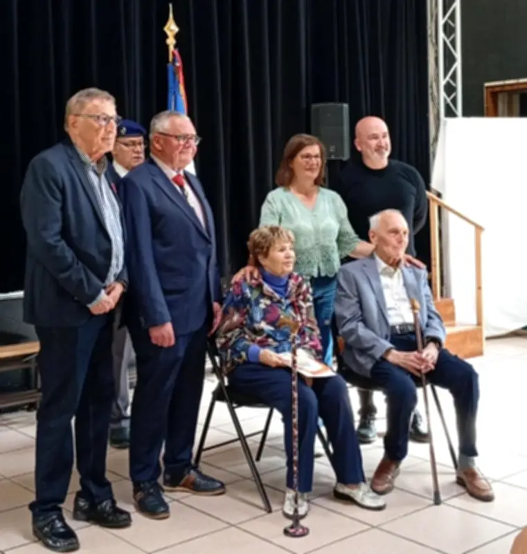 Solange Raffard, 88 ans, reçoit la Légion d'honneur à Royan