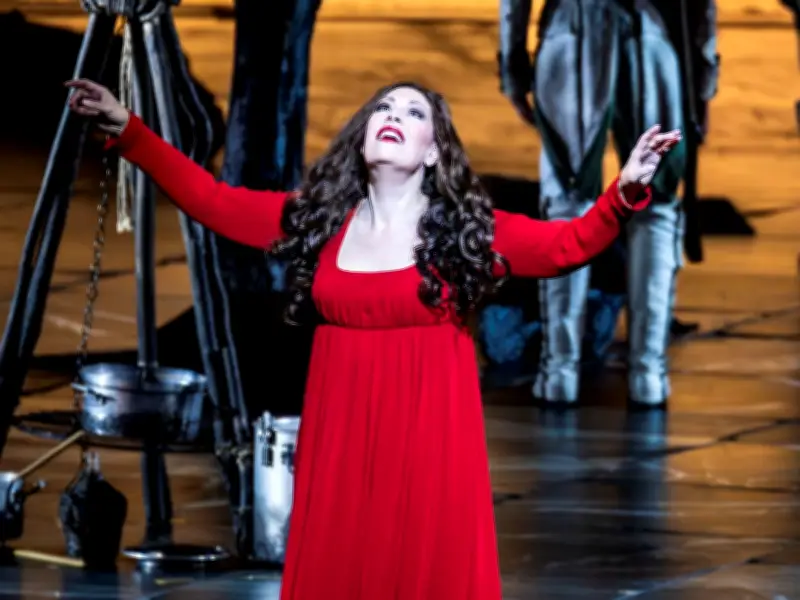 Sondra Radvanovsky : comment la soprano transforme ses épreuves en puissance vocale