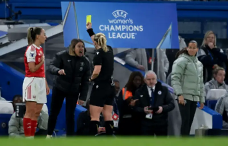 Sonia Bompastor critique l'arbitrage après l'élimination de Chelsea en Ligue des champions