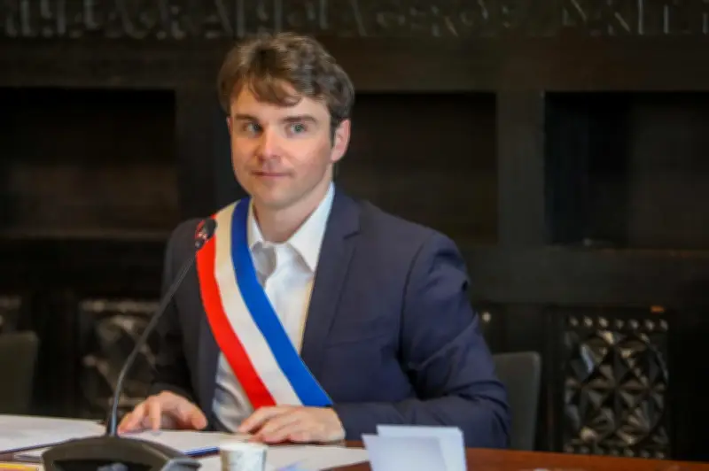 Soorts-Hossegor : le maire justifie sa rémunération et annonce le dragage du lac