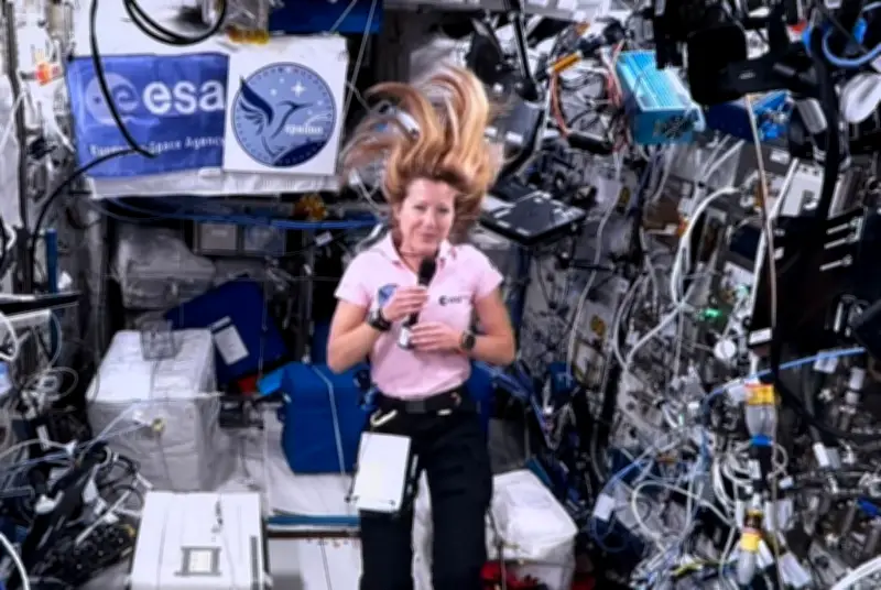 Sophie Adenot : une astronaute à la communication idéalement décoiffante