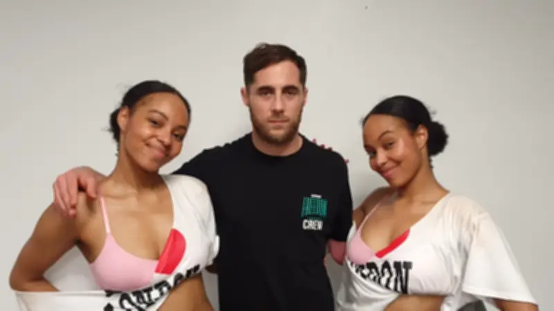 Soprano dégage une aura exceptionnelle selon ses danseurs lors d'une master class à Bagnols