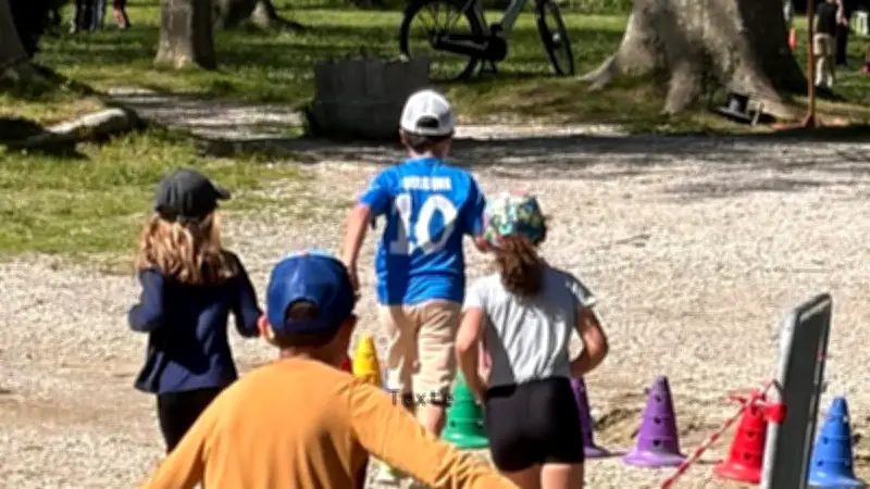 Sortie sportive pour les CE2 de Castries : course et ateliers au parc du château