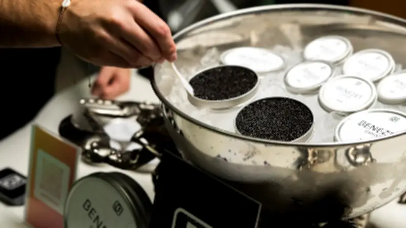 Spécialités gardoises pour les fêtes : caviar, brandade et pélardon