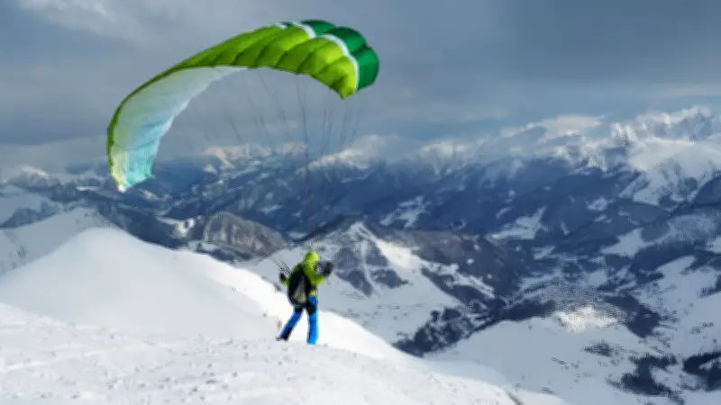 Speed rider américain de 35 ans tué dans une chute de 1 000 m au Mont-Blanc
