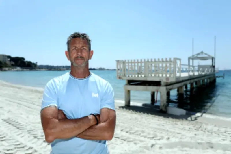 Sports nautiques menacés à Juan-les-Pins : un exploitant se défend