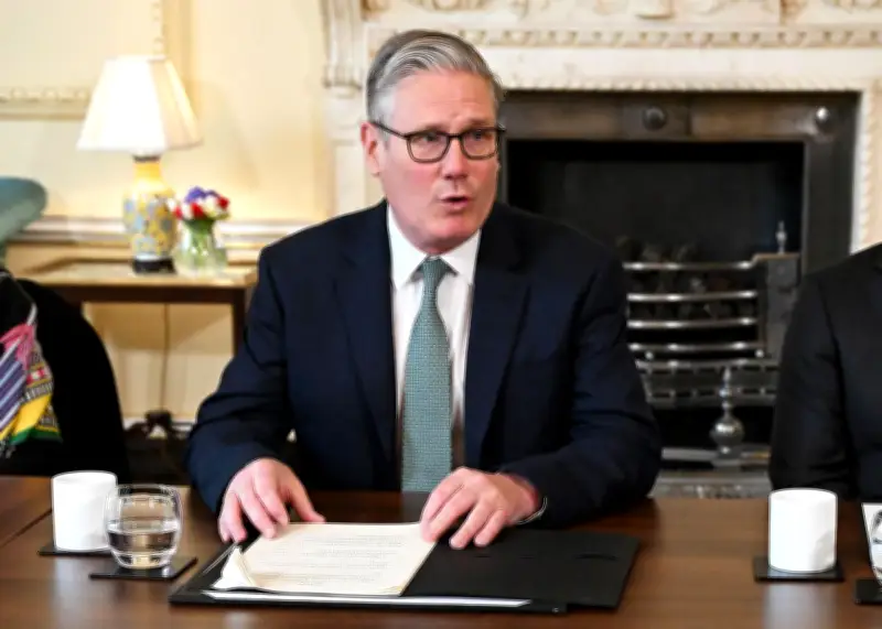 Starmer présente ses excuses pour la nomination controversée de Mandelson comme ambassadeur aux États-Unis