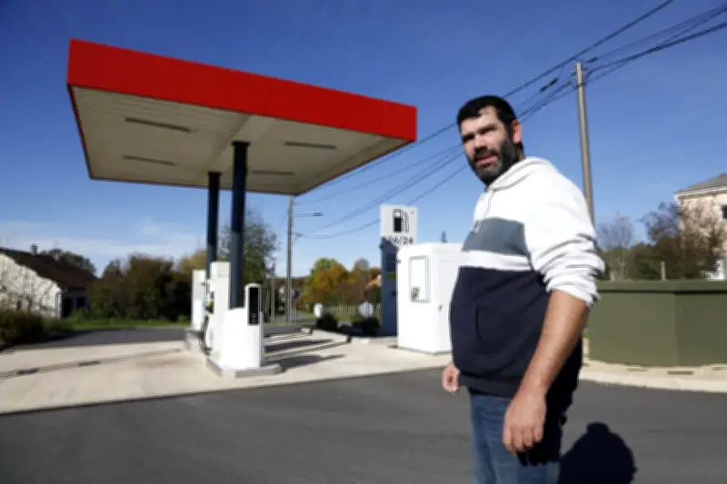 Station citoyenne de Dordogne résiste à la hausse des prix du carburant