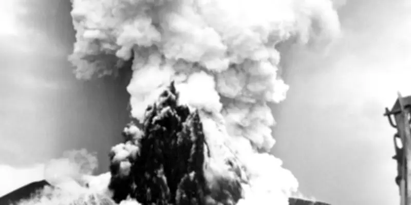 Surtsey, l'île surgie des flots en 1963, documentée par Ushuaïa TV