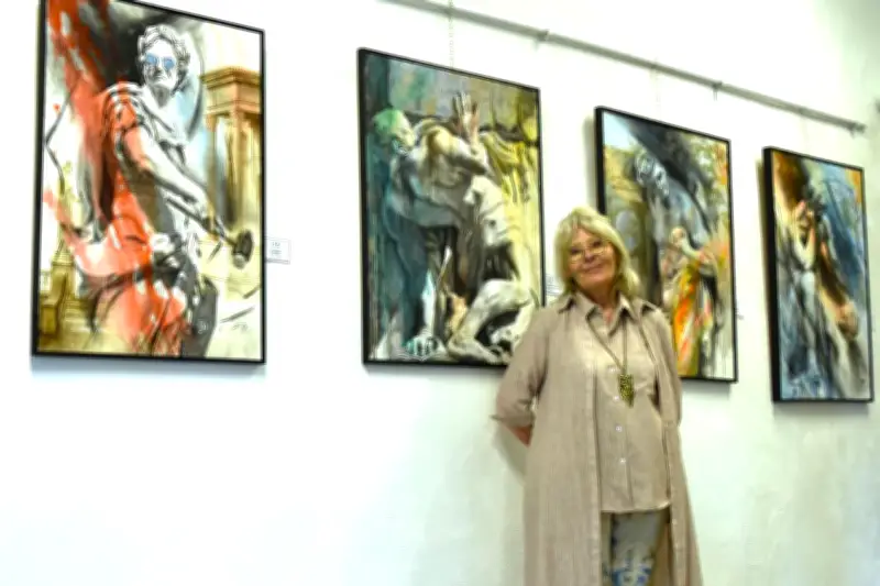 Sylvia Mota expose ses toiles engagées près de Brignoles