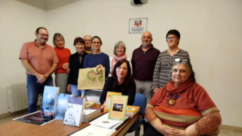 Sylvie Goll-Solinas dédicace son livre à Saint-Jean-de-Minervois