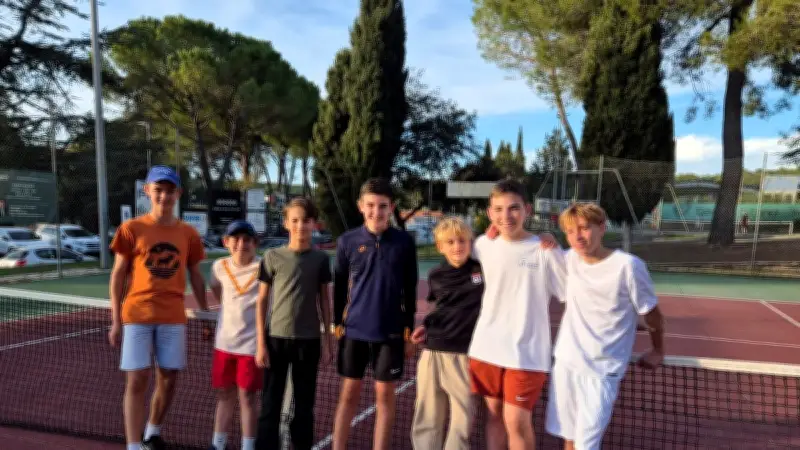 Tennis : les 13/14 ans du Tennis Club de Vergèze sacrés champions du Gard