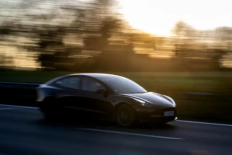 Tesla obtient une homologation provisoire pour son système FSD aux Pays-Bas, une première en Europe