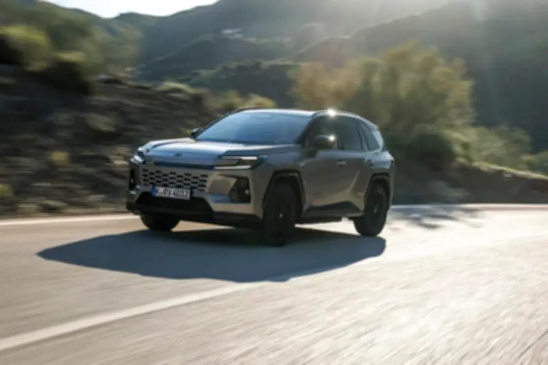 Test du nouveau Toyota RAV4 : le SUV familial qui conserve son charme et sa robustesse