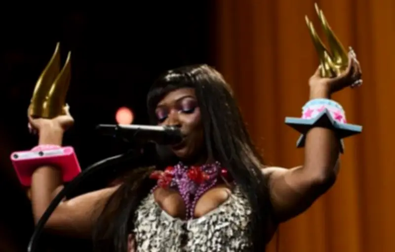 Theodora triomphe aux Flammes 2026 avec quatre récompenses