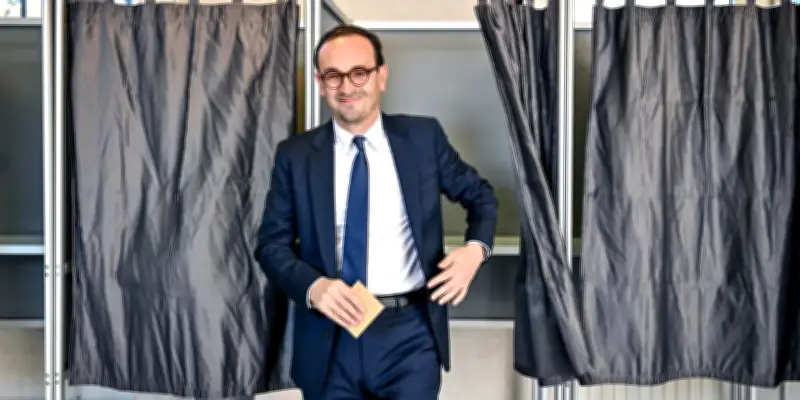 Thomas Cazenave élu président de Bordeaux Métropole, retour du centre
