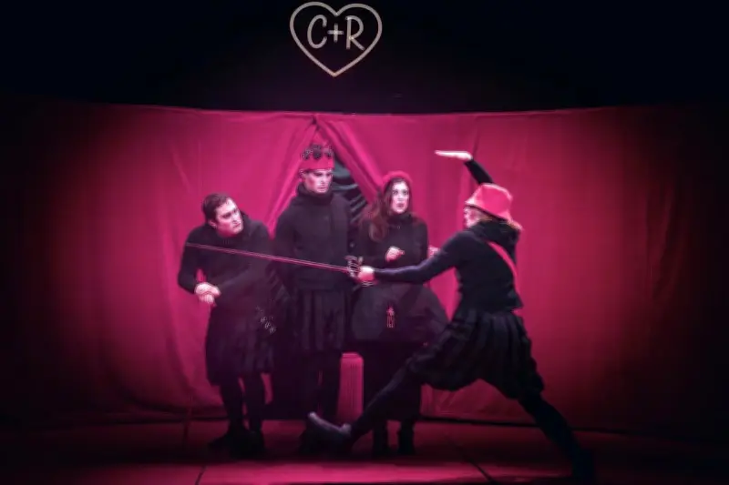 Théâtre classique rajeuni : quand Corneille rencontre le langage urbain contemporain