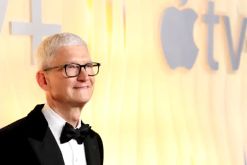 Tim Cook quitte Apple après 15 ans : succès financier, défis stratégiques et héritage contrasté