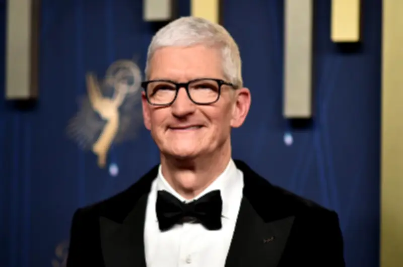 Tim Cook quitte la direction d'Apple après quinze années de mandat historique