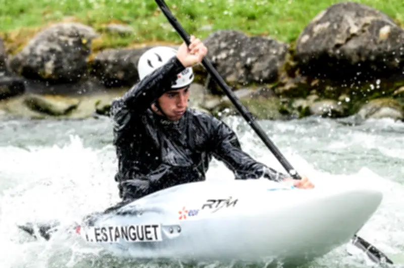 Titouan Estanguet, 19 ans, vise les sélections U23 et seniors en canoë-kayak