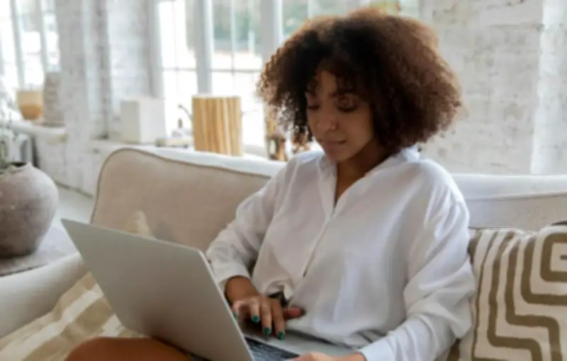 Télétravail et écologie : un bilan carbone plus nuancé qu'il n'y paraît