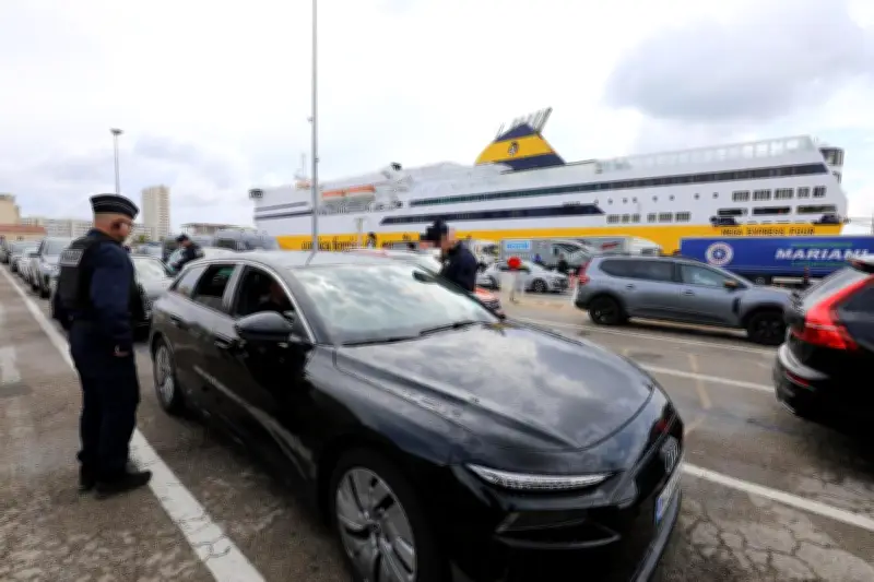 Toulon : 300 véhicules fouillés dans le port avant embarquement pour la Corse et Majorque