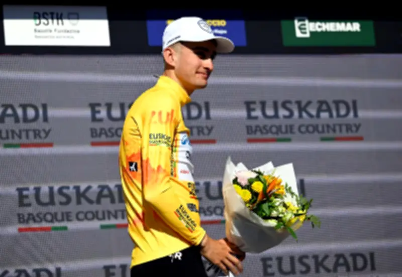 Tour du Pays basque : Paul Seixas leader après le chrono, une étape vallonnée en vue