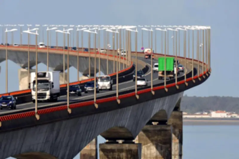 Touristes et continentaux, principaux financeurs du péage du pont de Ré en 2025