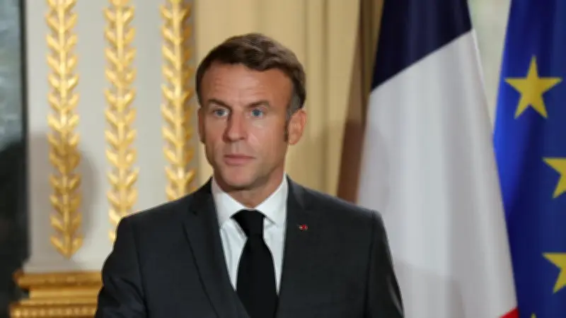 Tournée asiatique d'Emmanuel Macron : Vietnam, Indonésie, Singapour