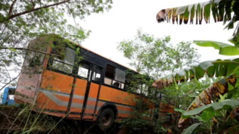 Tragédie au Ghana : un joueur de foot tué dans l'attaque armée de son bus