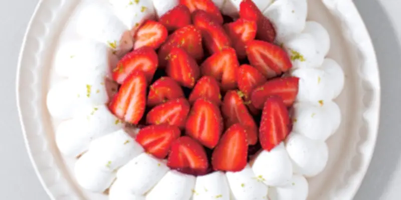 Trois desserts aux fraises allégés en sucre pour célébrer le printemps