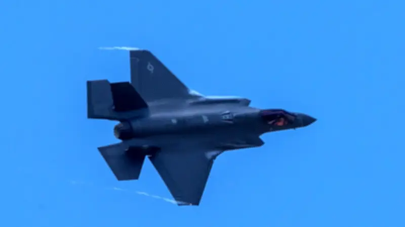 Trois MiG-31 russes interceptés en Estonie : comment l'Otan réagit