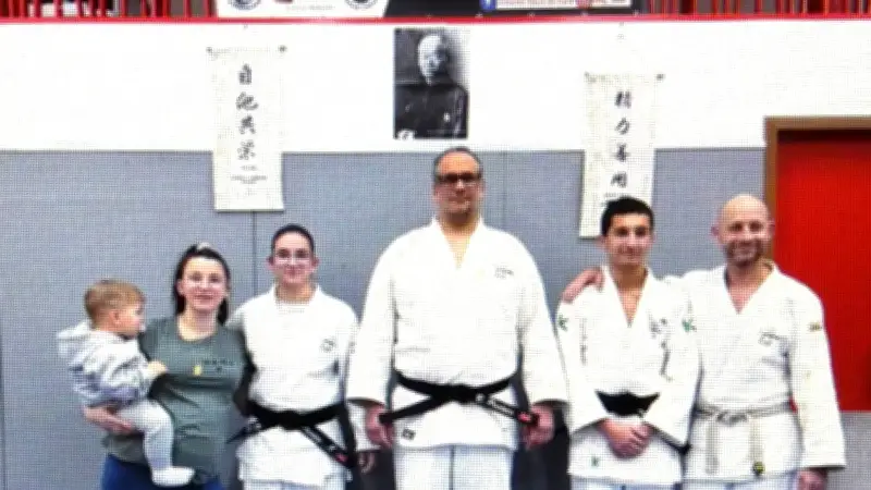 Trois nouvelles ceintures noires illuminent l'Entente Dojos du Gard