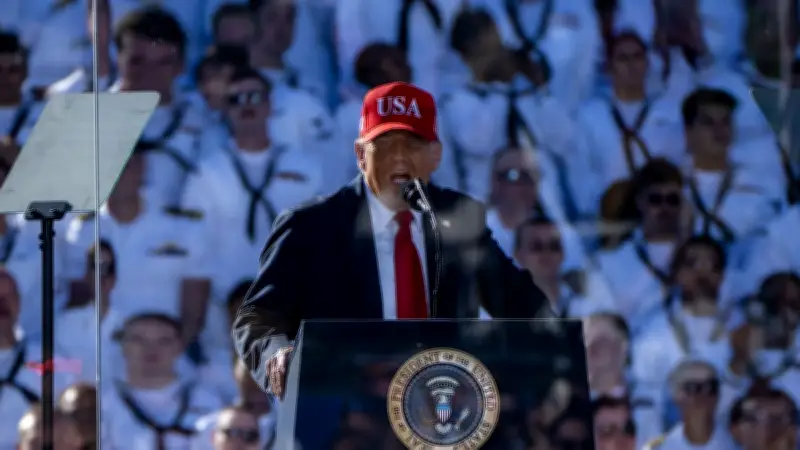 Trump accuse les démocrates et annonce des licenciements de fonctionnaires